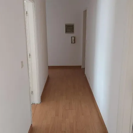 Apartment H5j - Apt *